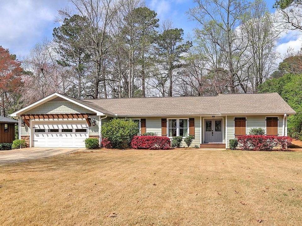 1st image of 4403 Cove Island Dr NE