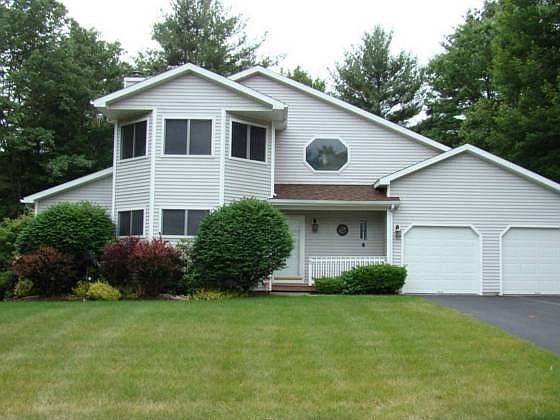 1st image of 13 Wayne Ct