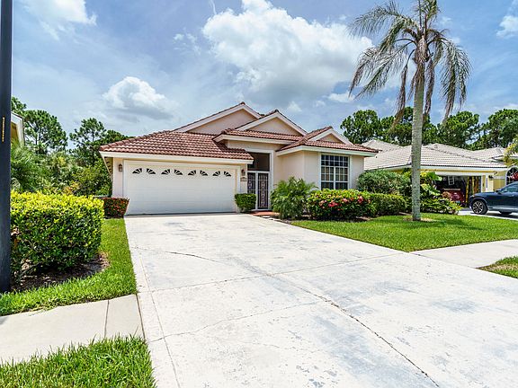 2nd image of 4824 SE Mariner Village Ln