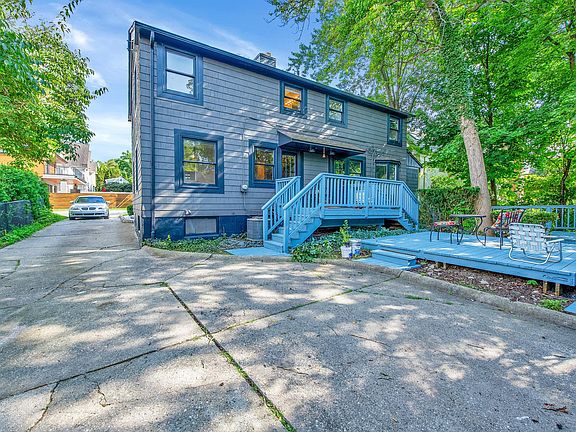3rd image of 251 Euclid Ave #251