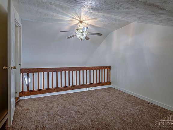 5th image of 412 Staton St