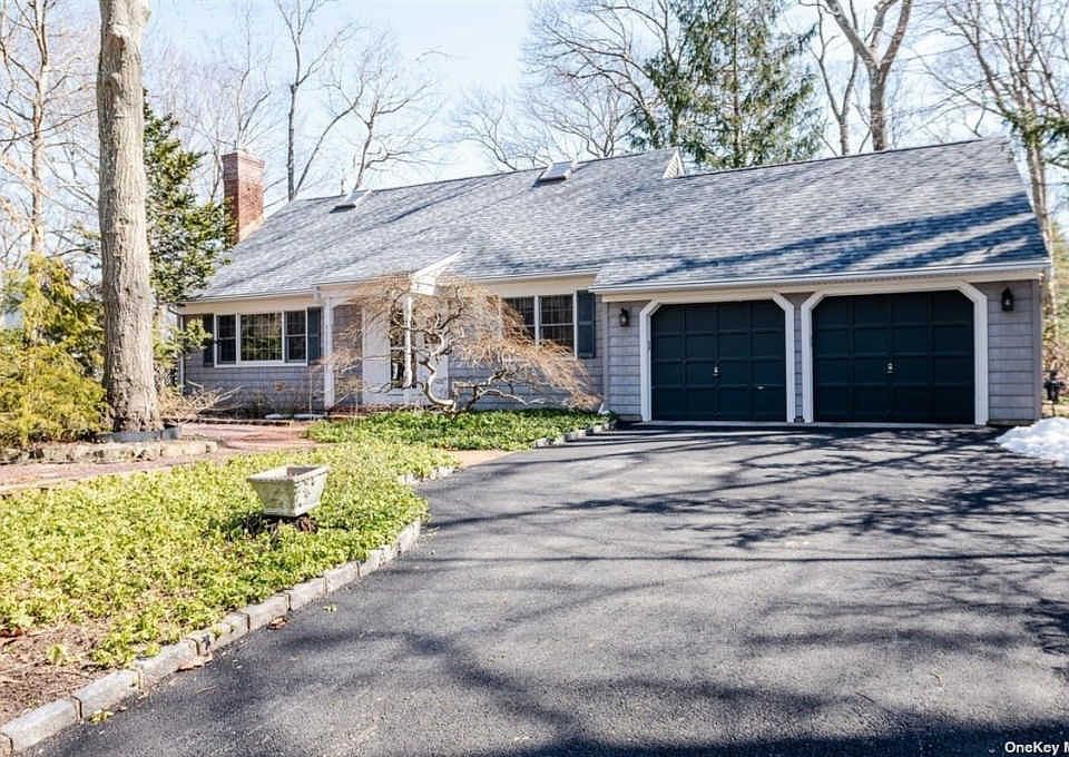 1st image of 404 Owasco Dr