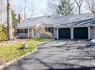 404 Owasco Dr, Port Jefferson, NY 11777