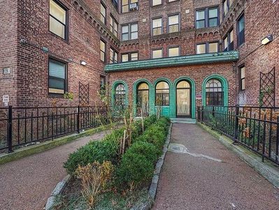 8300 Talbot St APT 8G, Queens, NY, 11415