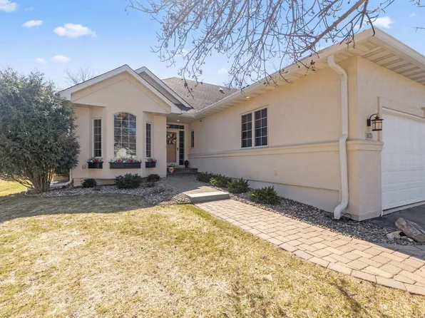 18175 39th Ave N, Plymouth, MN 55446