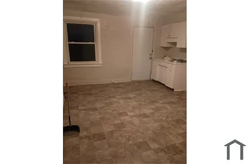 621 Seagirt St Photo 1
