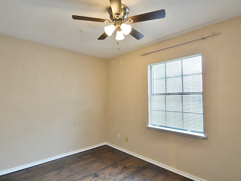 4133 Silverberry Ave — Photo 26