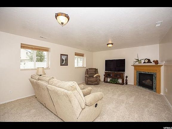 5th image of 339 W 2350 N