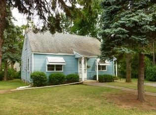 16 Abbott Ct, Flemington, NJ 08822