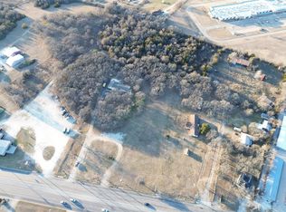 1535 E Henderson St, Cleburne, TX 76031