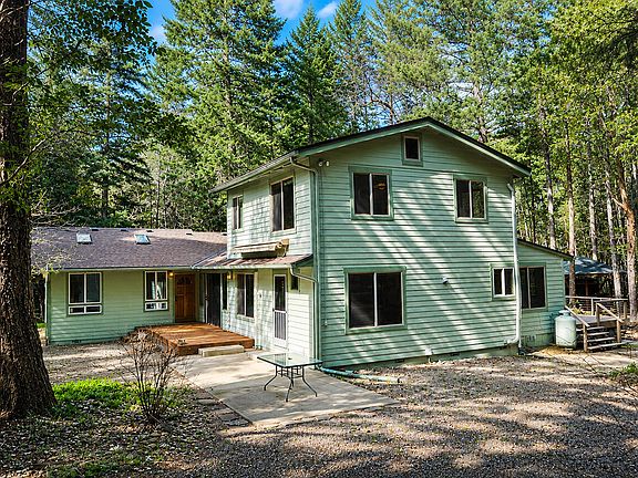 2nd image of 8843 Deer Creek Rd