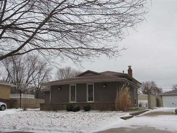 2nd image of 9129 Idlewild Dr