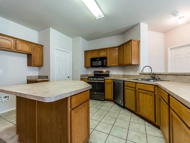 9924 Wild Ginger Dr — Photo 10