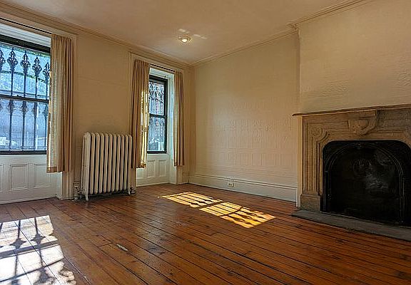 4th image of 186 Tompkins Ave