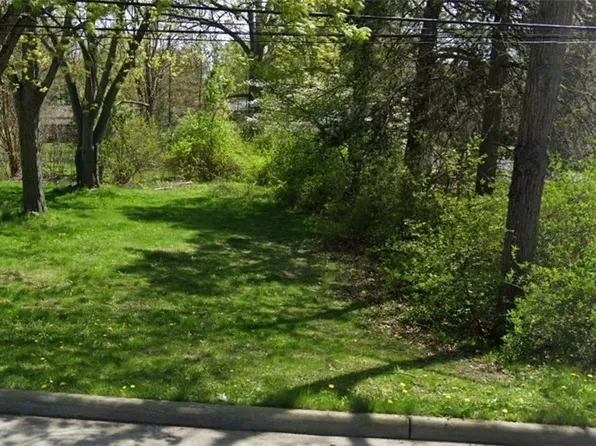 3306 Curtis St, Mogadore, OH 44260