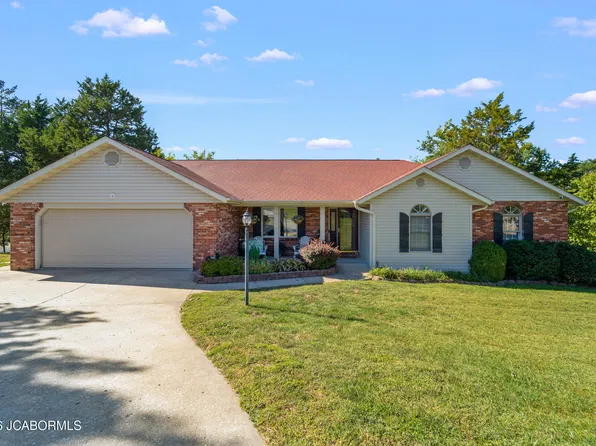 4900 Woods Xing, Jefferson City, MO 65109