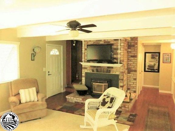 3rd image of 21578 Crestview Dr