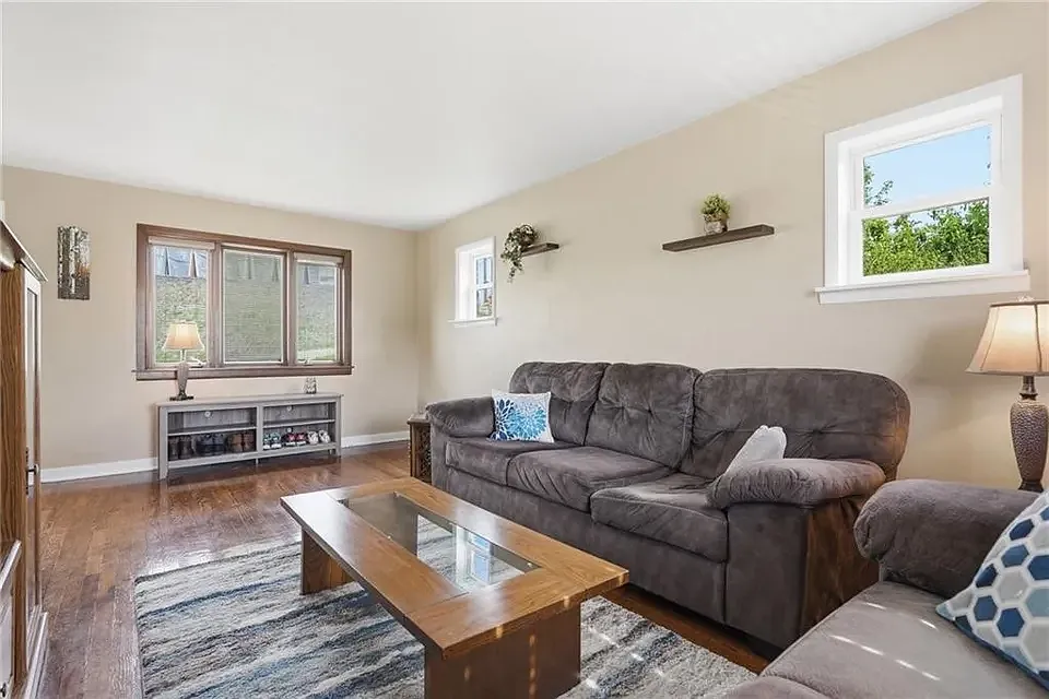 3 bed, 1188 sqft, $1,850 — Photo 4