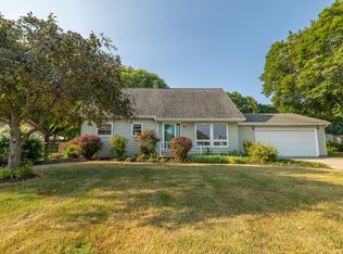 423 W Church Ave, Reed City, MI 49677