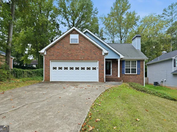523 Horseshoe Cir, Stockbridge, GA 30281
