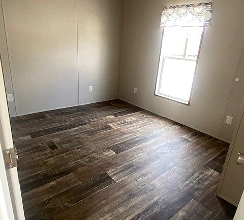 4th image of 5035 N Main St #14777323