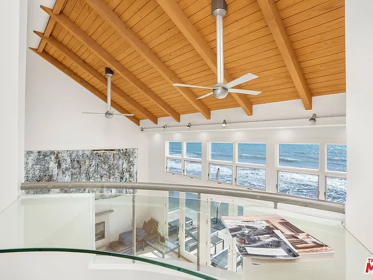 24456 Malibu Rd — Photo 19