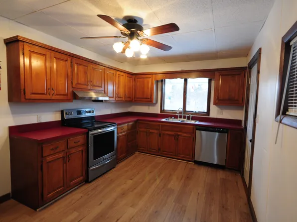 16 S Walnut St #16, Lewistown, PA 17044