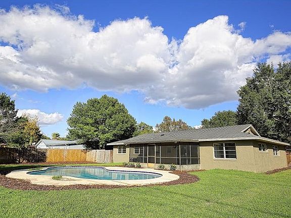 3rd image of 6147 Hardrock Cir