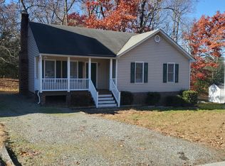 6175 Winding Hills Dr, Mechanicsville, VA 23111