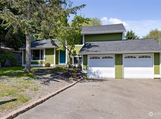 687 NE Conifer Dr, Bremerton, WA 98311