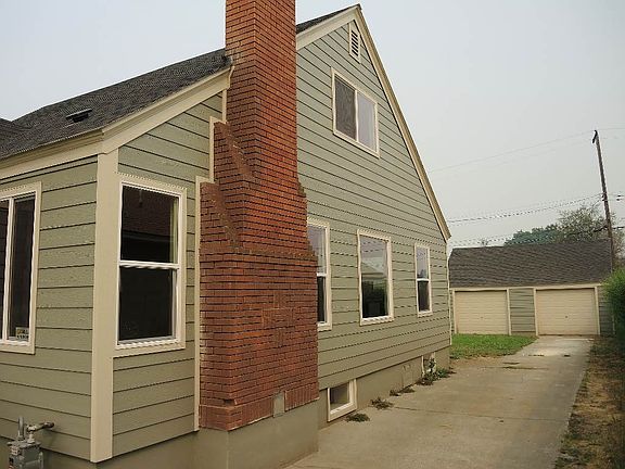 2nd image of 2525 E Everett Ave