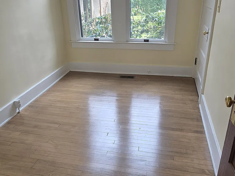 1305 W Jefferson Blvd #UPPER — Photo 11