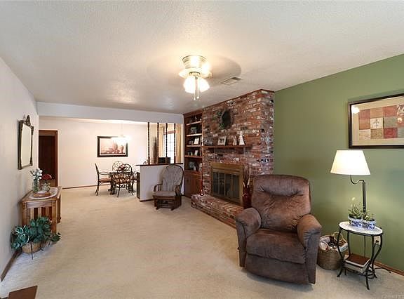 Living Room - 3rd view