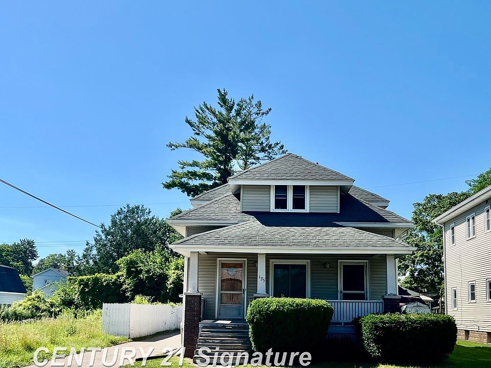1st image of 135 N Bates St