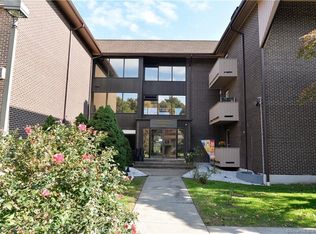 40 California St UNIT A20, Stratford, CT 06615