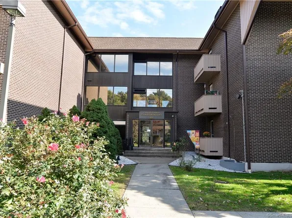 40 California Street #A20, Stratford, CT 06615