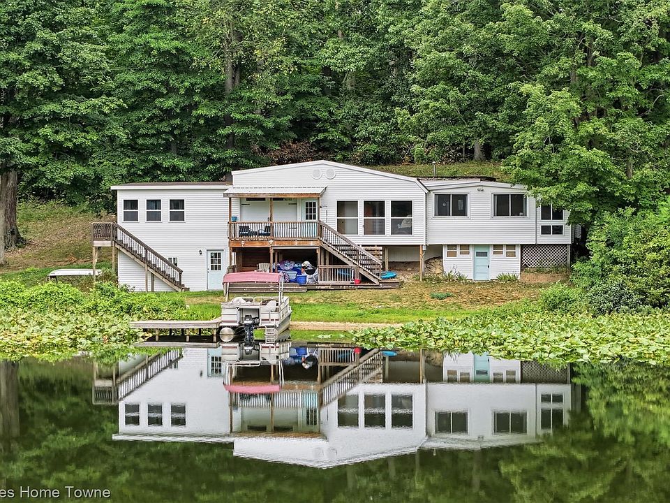 1st image of 2665 S Geneva Lake Dr