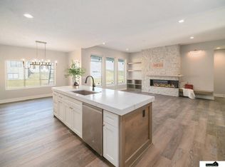 2121 Milrose Branch Rd, Lincoln, NE 68520