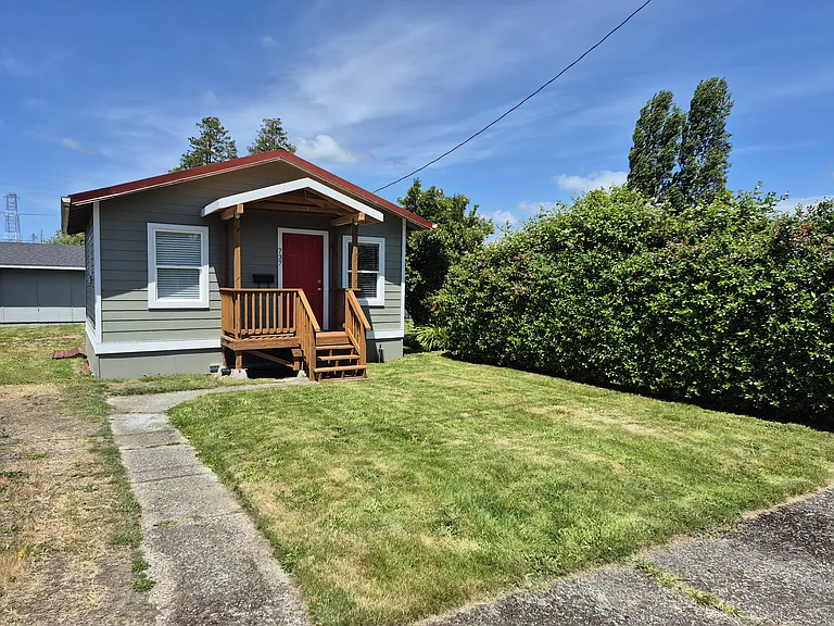 737 Myrtle Ave — Photo 1