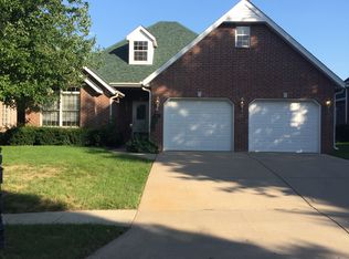 2348 W Dearborn St, Springfield, MO 65807