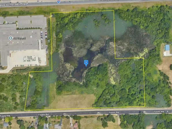 1605 Taylor Rd, Auburn Hills, MI 48326