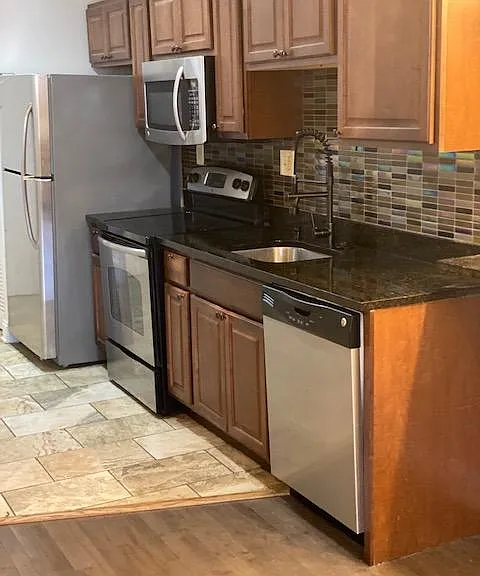 182 Chesapeake St SW — Photo 6