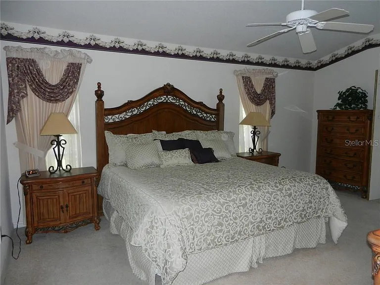 589 Rotonda Cir — Photo 11
