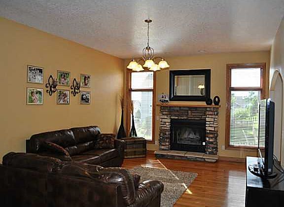 4th image of 6826 Lewis Carroll Ct