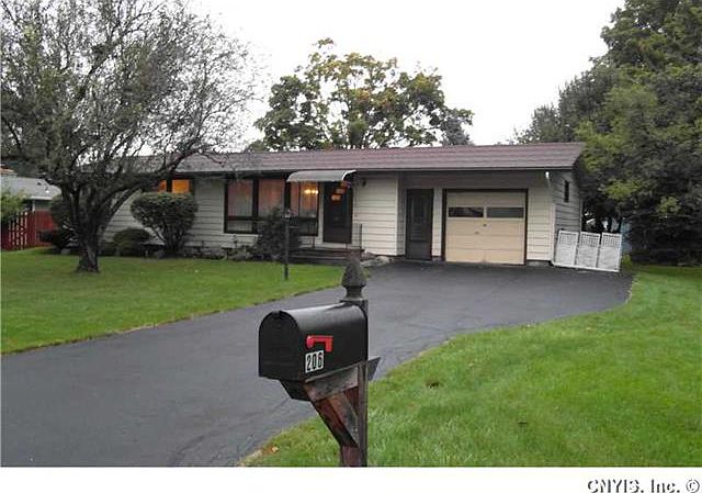 1st image of 206 Claremont Dr