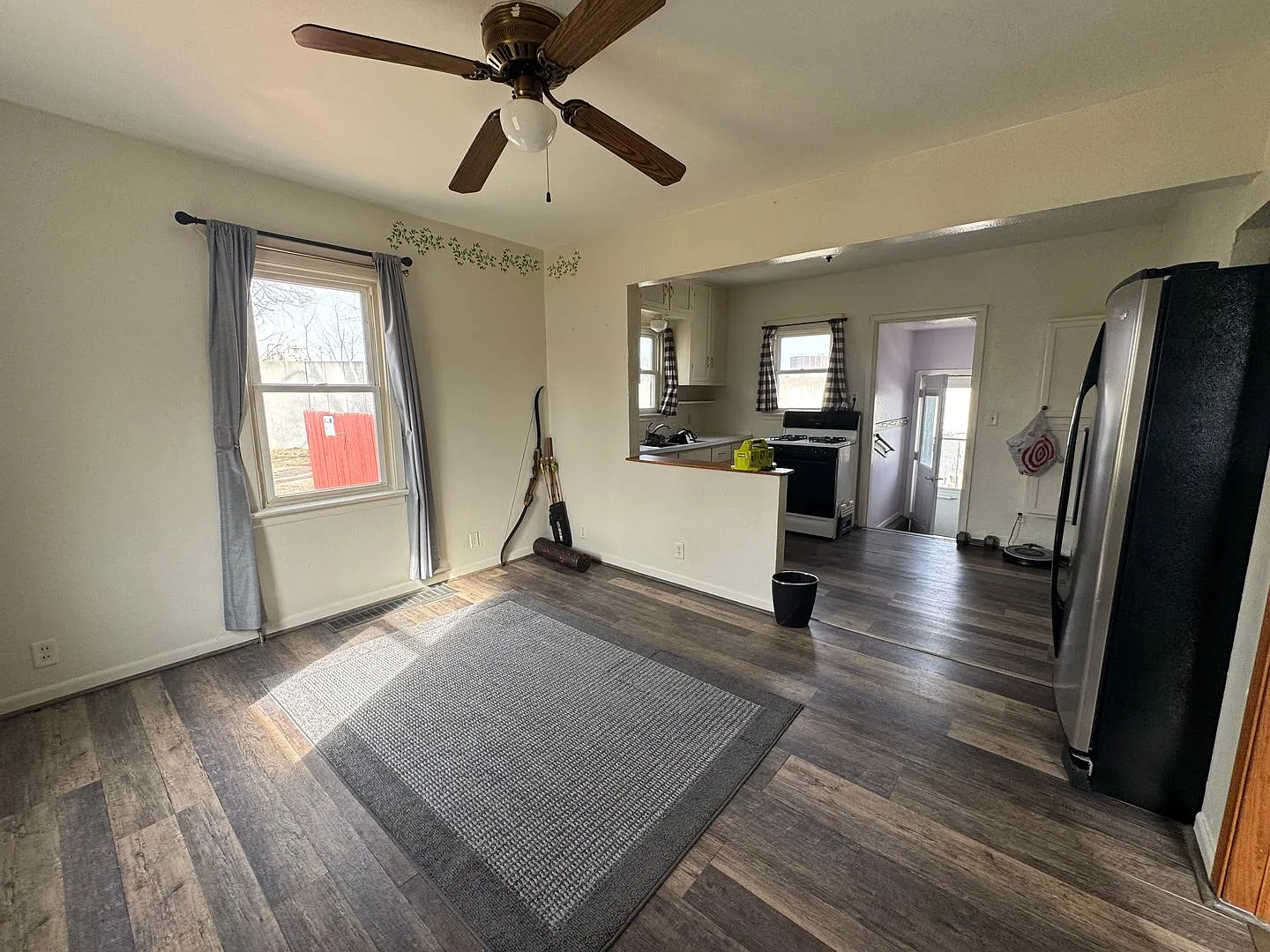 Charming & Affordable 1-Bedroom Home — Photo 4