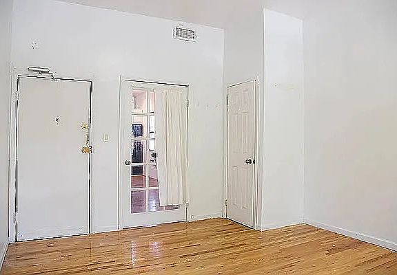 5th image of 107 Troutman St #3BB