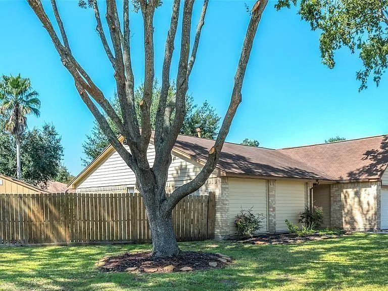 1623 Jo Ann Ln — Photo 25