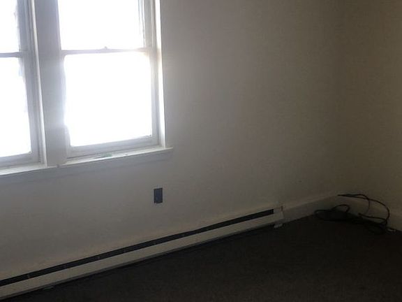 2nd image of 139 N 13th St