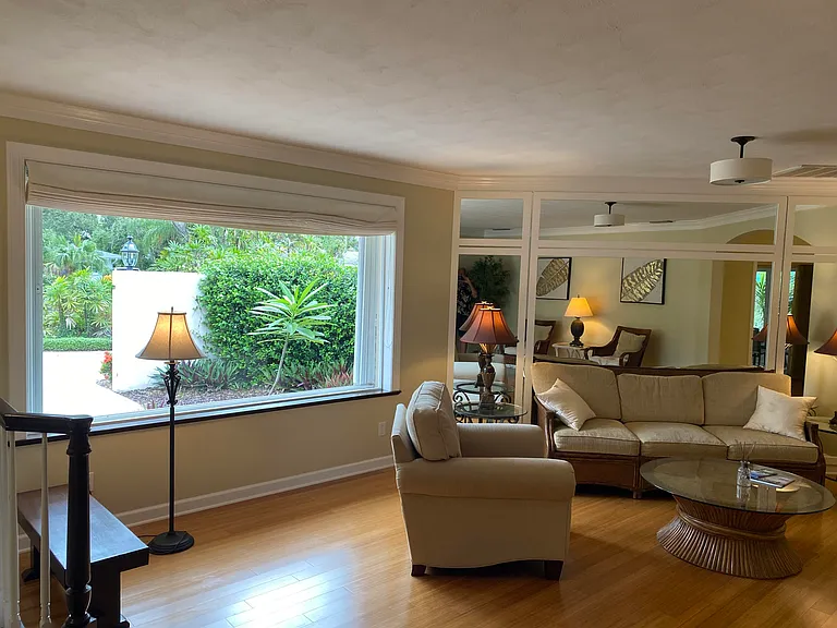 535 Flamevine Ln — Photo 10